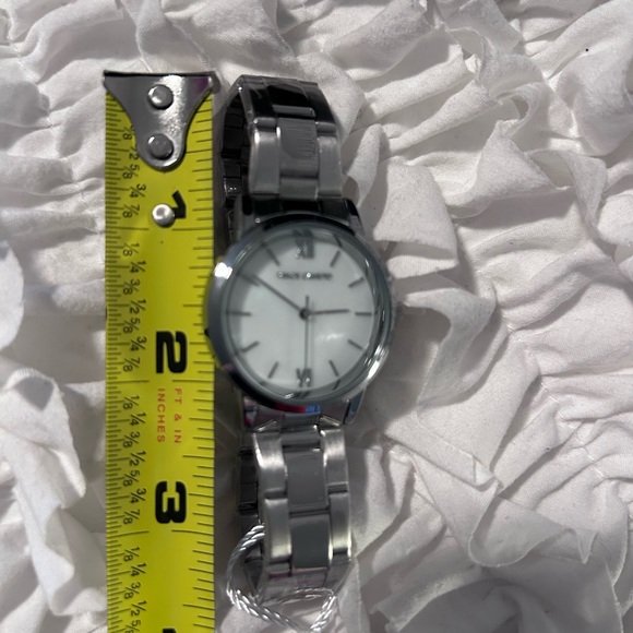 VINCE CAMUTO • Women Chain Link Watch • Silver • - Picture 6 of 7